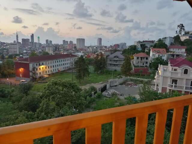 Виллы деревянный котеж The 1 с выдом на город Батуми-64